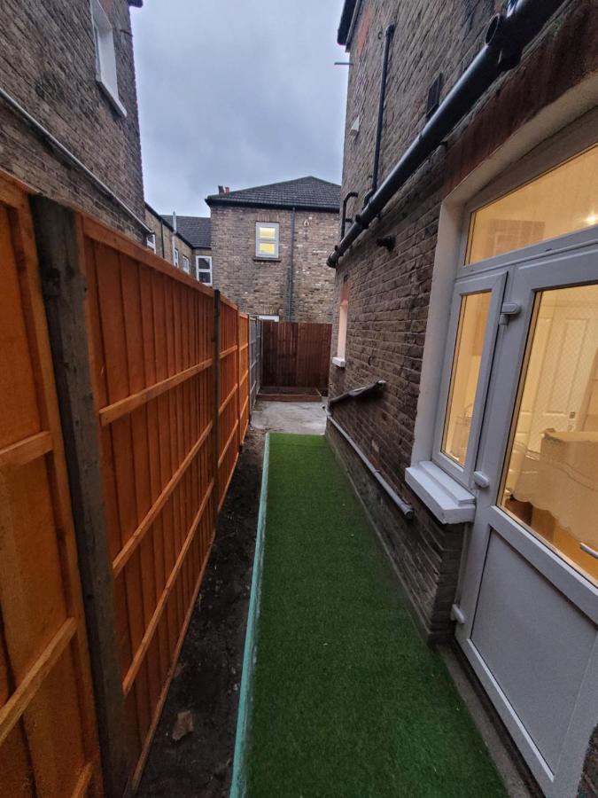 Spacious 2 Bedroom House In Central London With Garden Buitenkant foto
